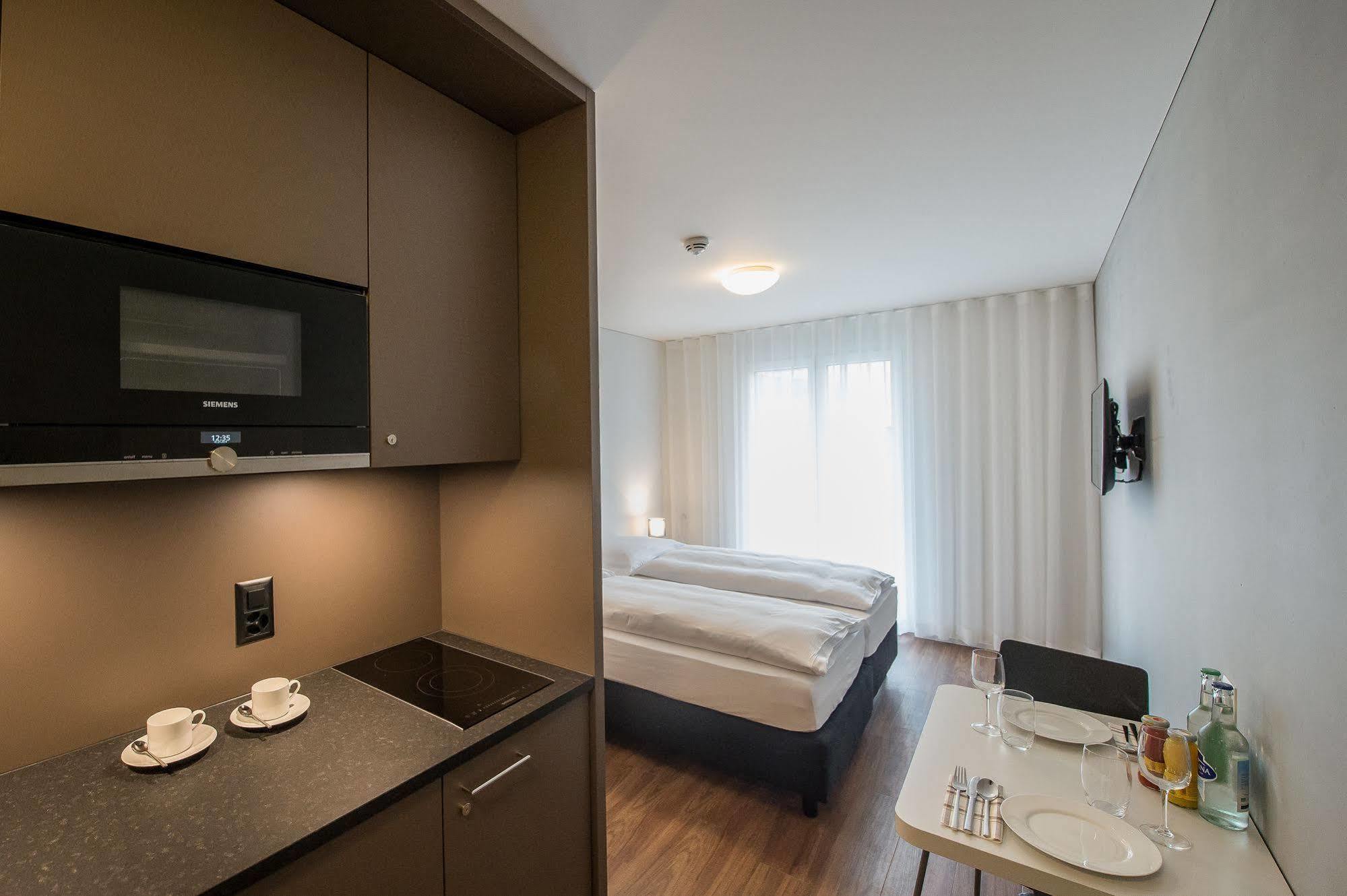 Aparthotel Баден Екстер'єр фото